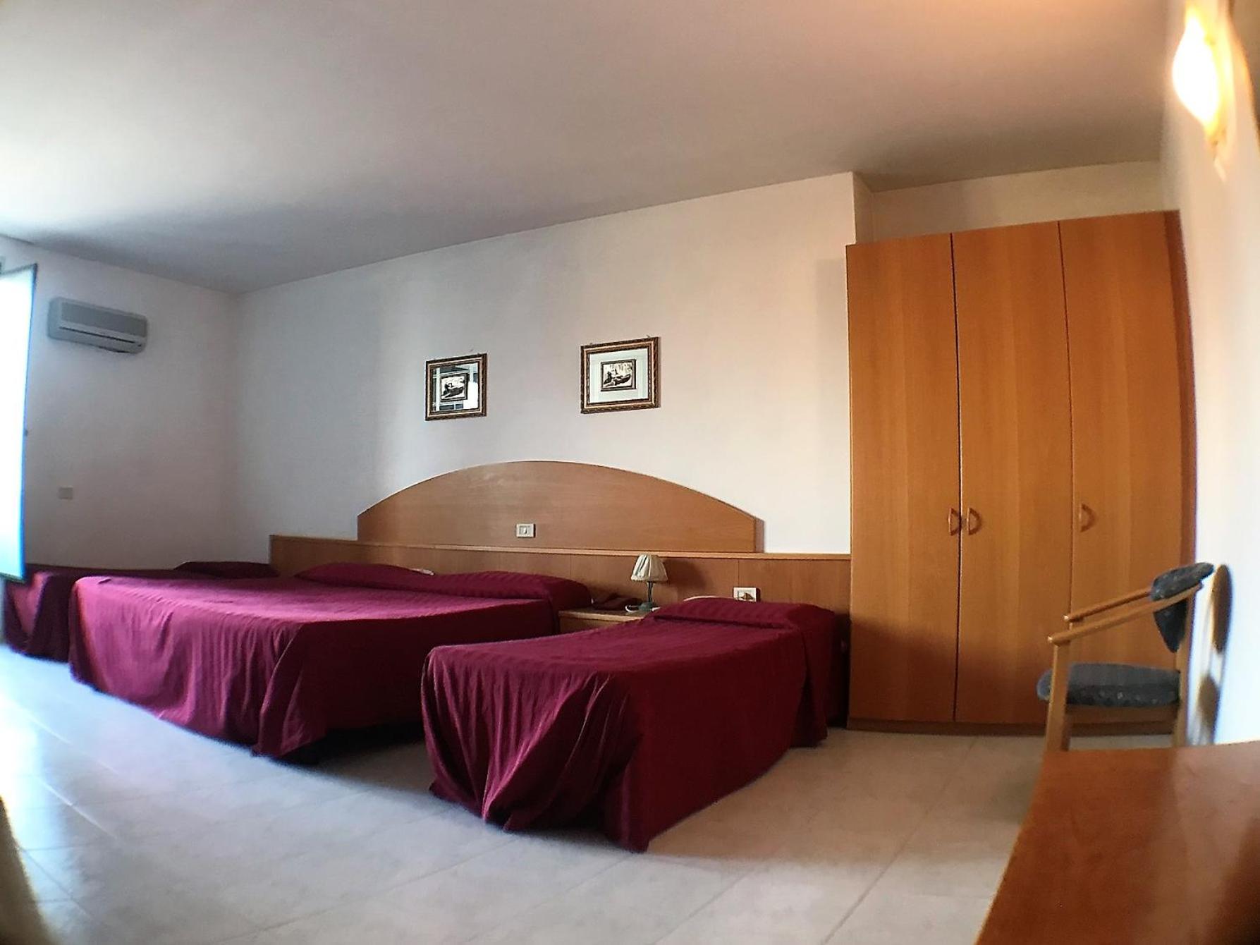 Ascot Lodging Cardano Al Campo Værelse billede